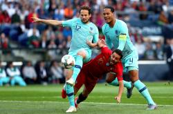 开云APP-关于芬兰队在与捷克队比赛中遭遇挑战，险胜对手的信息