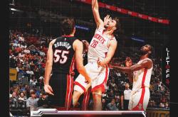 开云体育入口-热火不敌开拓者，遭遇连败