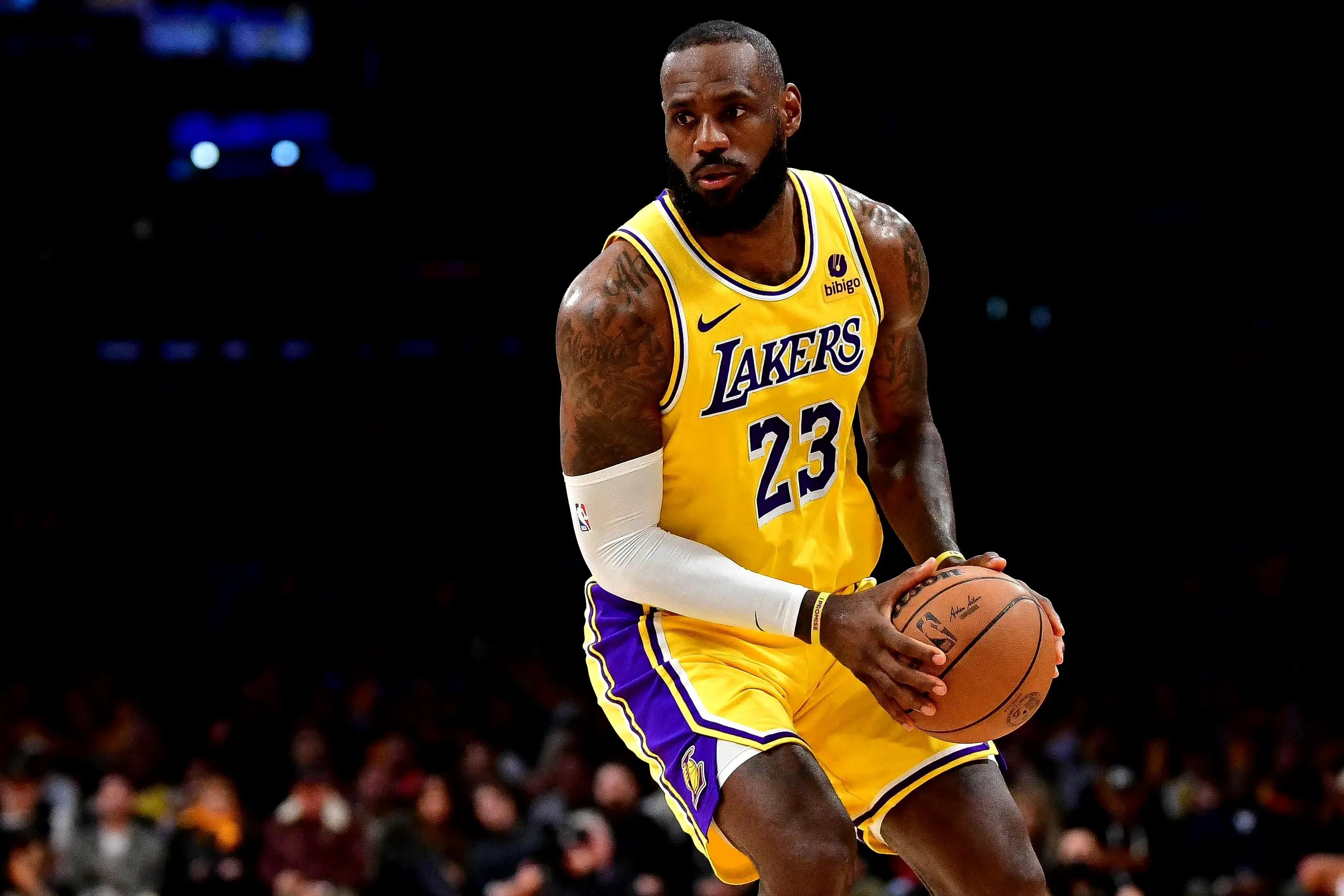 湖人逆转灰熊,继续保持排名 湖人逆转灰熊,继续保持排名