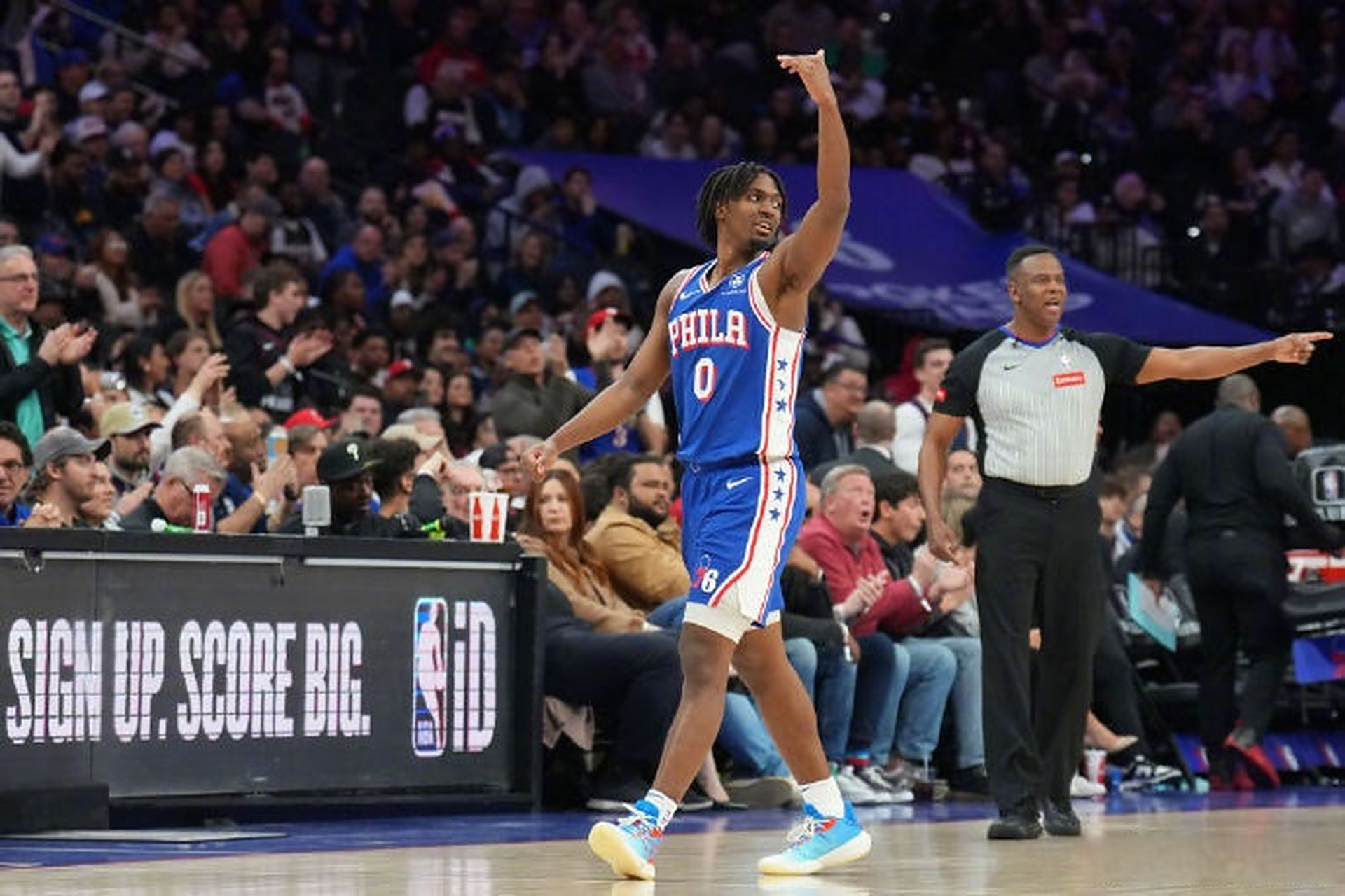 76人负于热火,主场连败 76人负于热火,主场连败