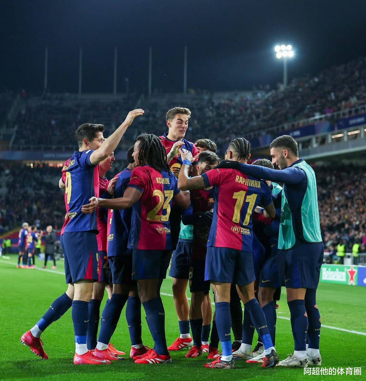 利物浦4-0战胜米兰!欧冠小组赛轻松取胜 利物浦4-0战胜米兰!欧冠小组赛轻松取胜